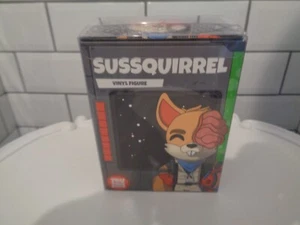 YOUTOOZ SUSSQUIRREL VINYL FIGURE YouTuber NEW Never opened - Foto 1 di 14