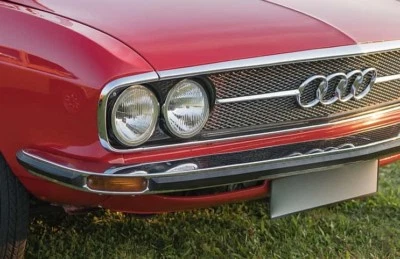 NO NAME 4 fari Audi 100 C1 Coupe LS GL USA conversione UE con marchio elettrico NUOVI