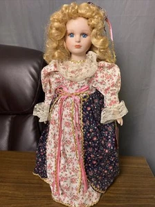 Vintage Adelco Treasures 16" Biskuitporzellan Puppe ABIGAIL blonde Locken blaue Augen - Bild 1 von 20