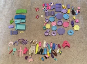 Barbie und anderes Puppenzubehör verschiedene Konvolut gebraucht - Bild 1 von 4