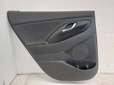 Hyundai i30 PD Mild Hybrid pannello porta posteriore sinistro rivestimento interno porta - Immagine 1 di 4
