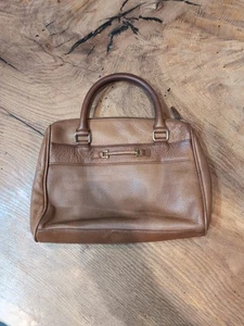 Etienne Aigner Genuine Leather Purse Handbag - Soft Brown Leather - Foto 1 di 7