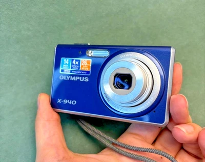 Olympus X-940 Blue digital camera, 14 MP, HD video, 4x optical zoom - Image 1 of 4