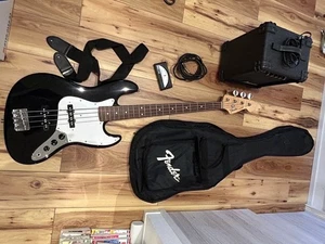Juego de bajos Fender Jazz escala media para principiantes de JAPÓN - Imagen 1 de 10