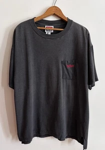 MALBORO T-Shirt grau gestreift bestickt Logo Tasche Größe XL - Bild 1 von 5