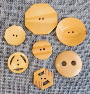 Lot of Antique Vtg Bakelite Buttons Yellow~#1109-A - Picture 1 of 5