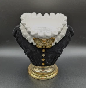 Bath & Body Works Halloween Vampiro Sin Cabeza Madama Busto Candelabro Criada - Imagen 1 de 6