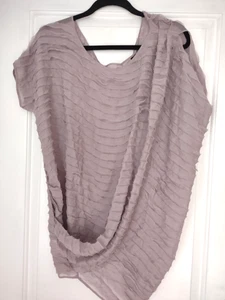 Top asimmetrico a strati in seta malva Guess by Marciano piccolo nuovo boho chic party - Foto 1 di 21