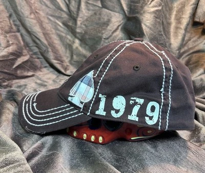 Remolque De Colección Marrón Con Gorra As A Cuadros Logo Bordado L/XL Billete Desgastado ¡EXCELENTE ESTADO! Foto 1 de 4