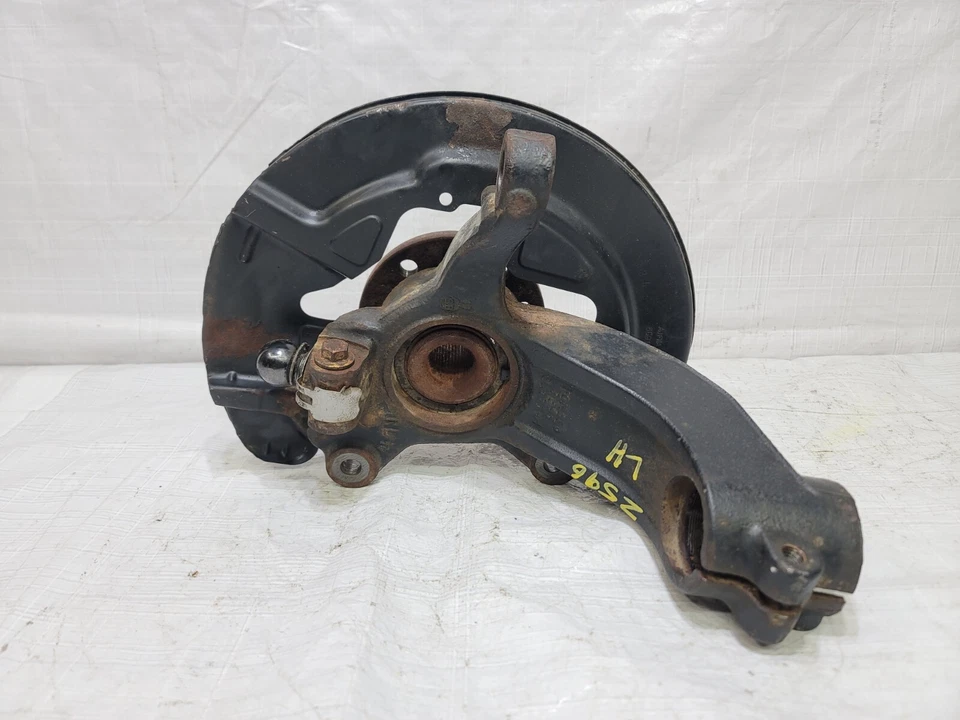 2008-2016 Volvo XC70 Front Left Driver Spindle Knuckle Hub Bearing OEM 31451326 - Image 1 of 4