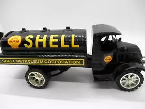 SHELL PETROLEUM 1935 MACK TANKER DIE- CAST BANK - Picture 1 of 8