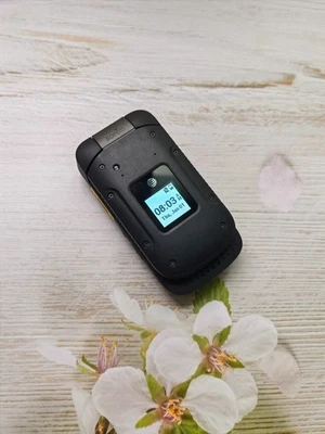 Sonim XP3 XP3800 4G LTE 8GB Rugged Flip Phone Unlocked (Black) Good condition - Image 1 of 4