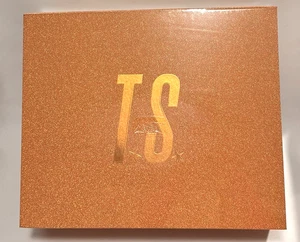 Cárdigan Taylor Swift XL/2XL Con CD The Life Of A Showgirl Caja Set NUEVO SELLADO - Imagen 1 de 4