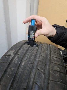 Used Tyre DUNLOP  225/40 18''  8mm Depth Sport MAX Geniune Made In Germany - Picture 1 of 4