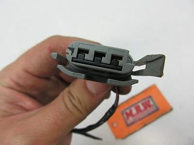 TAILLIGHT REVERSE LAMP TRUNK BULB WIRE PLUG CONNECTOR PIGTAIL SOCKET FORD ESCORT — 第 1/4 张图片