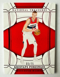 Tarjeta paralela 2021-22 Panini National Treasures Kristaps Porzingis #/75 ¡Magos! - Imagen 1 de 3