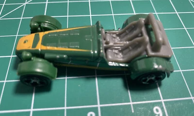 2014 MATCHBOX ON A MISSION MBX Adventure City Caterham Superlight R500 Green - Image 1 of 4