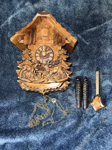 Vintage German Black Forest Cuckoo Clock 30-hr Cover