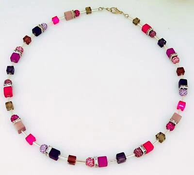 Halskette Collier Würfel Kristallglas Pavè Shamballa Strass Pink Lila Beere 546b - Bild 1 von 4
