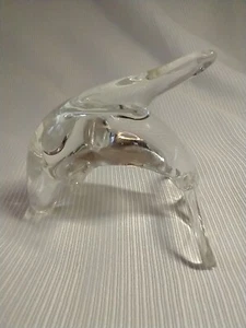 PILGRIM GLASS HAND MADE DIVING DOLPHIN OR PORPOISE FIGURINE - Picture 1 of 6