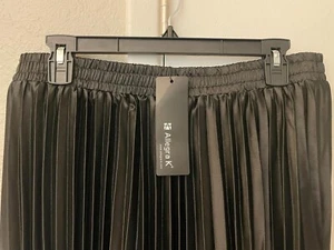 Allegra K Elastic Waist Pleated Mindi Skirt Women's Size L Black New - Picture 1 of 5