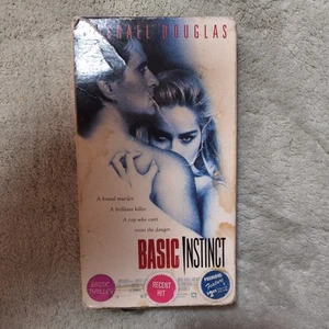 Basic Instinct (VHS, 1992) - Picture 1 of 11