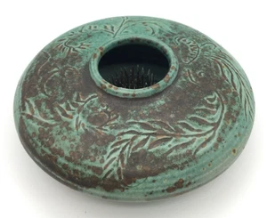 Signierte 5" Studio Kunst Keramik Ikebana Vase Blume Frosch grün braun floral - Bild 1 von 5