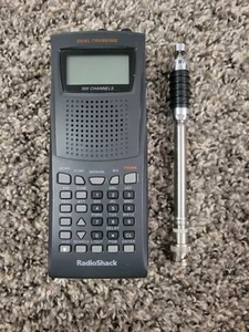 Radio Shack Pro-93 Dual Trunking 300 Channel Hand Held Scanner - Zdjęcie 1 z 1