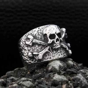 Anillo gótico de motociclista con calavera y huesos para hombre de acero inoxidable talla 7-15 regalo - Imagen 1 de 11