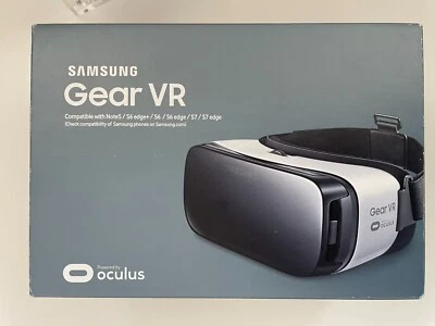 Samsung Gear VR Oculus Virtual Reality Headset 3D Note 5 Galaxy S6, S6 Edge S7 - Image 1 of 4