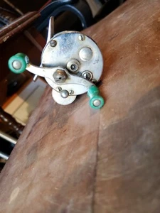 Vintage Plueger Akron 1893 Reel. USA - Picture 1 of 4