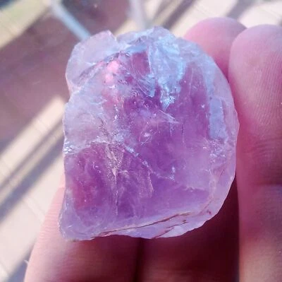 1 pierre naturelle brute en améthyste du Brésil de 22 à 26 gr belle qualité - Photo 1/4