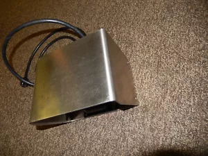 Interruttore a pedale Controllo 893-1350-00 con protezione "Inox" 125VAC, 13A 1/2HP cast - Foto 1 di 9