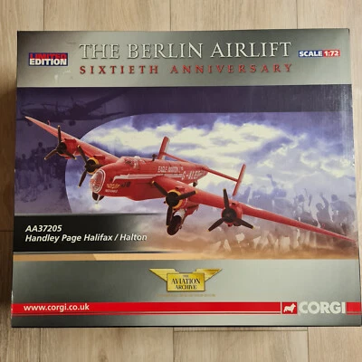 Handley Page Halifax, Corgi AA37205, 1:72 - Bild 1 von 4