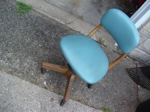 Vintage WOOD OFFICE CHAIR SWIVEL DESK CHAIR NICE SYKES ??  PICK-UP ONLY Cover