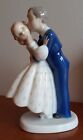 BING & GRONDAHL COPENHAGEN Boy kissing Girl figurine #2162 - H: 18.5cm