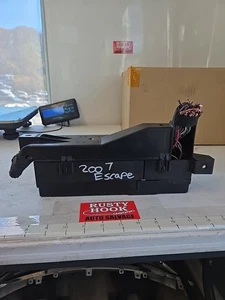 Used Fuse Box Fits 05-07 ESCAPE 7L8T14290YA - Bild 1 von 7