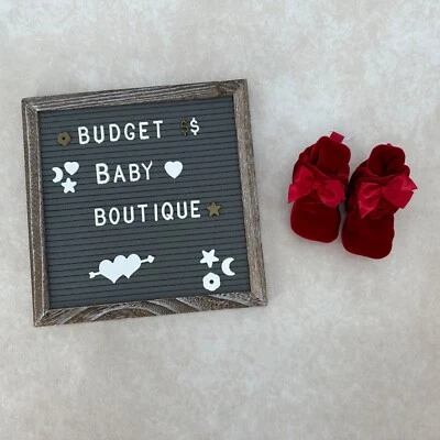 NUEVO SIN ETIQUETAS ROBEEZ Rojo Terciopelo Arco Botines Cuna Zapatos Talla 3-6 Meses Foto 1 de 4