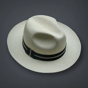 Genuine Panama Hat from Montecristi "Trévil" - 15 weaves  Men Woman Straw Fedora - Picture 1 of 6
