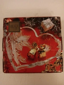 Mikasa SA 929/512 Weihnachtsblüte herzförmige Schale 6,25" neuwertig in OVP - Bild 1 von 8