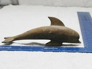 Estatuilla de madera de delfín tallada a mano de madera de hierro de 8" de colección - Imagen 1 de 12