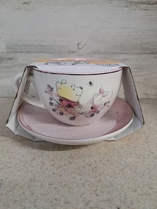 Disney Winnie the Pooh Piglet 16 oz set piattini tazza da tè fiori di ciliegio R quadrato - Foto 1 di 7