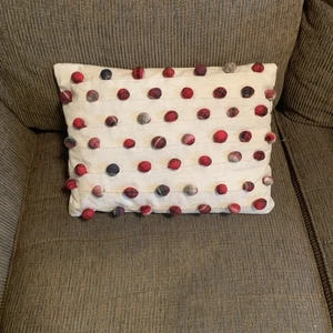 Pottery Barn Christmas Plaid Pom Pom Lumbar Pillow With Insert 12x16 - Picture 1 of 2
