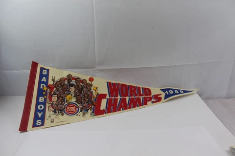 1989 Felt Pennant Detroit Pistons World Champs NBA Licensed 30 1/4" long Cover