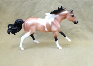 Breyer Classic: American Quarter Horse Stallion - Buckskin Paint #940 - Picture 1 of 8