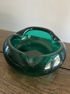 BLENKO De Colección Verde Esmeralda Vidrio Forma Libre Cuenco Cenicero Baratija Plato MCM Pesado - Imagen 1 de 8