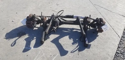 99 JEEP WRANGLER TJ FRONT AXLE ASSEMBLY 3.73 RATIO WITHOUT ABS Foto 1 de 4