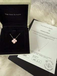 Van Cleef & Arpels Necklace Vintage Alhambra Pendant 18K Pink Pearl - Picture 1 of 7