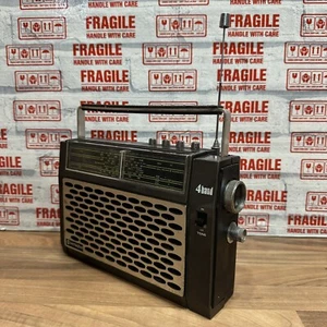 Vintage Hitachi KH-1040ER Portable Radio 4 Band - Picture 1 of 4
