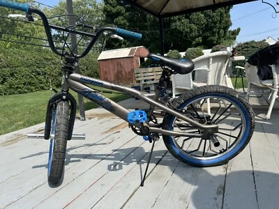 Mongoose Radical R0946TR Kids - Image 1 of 3